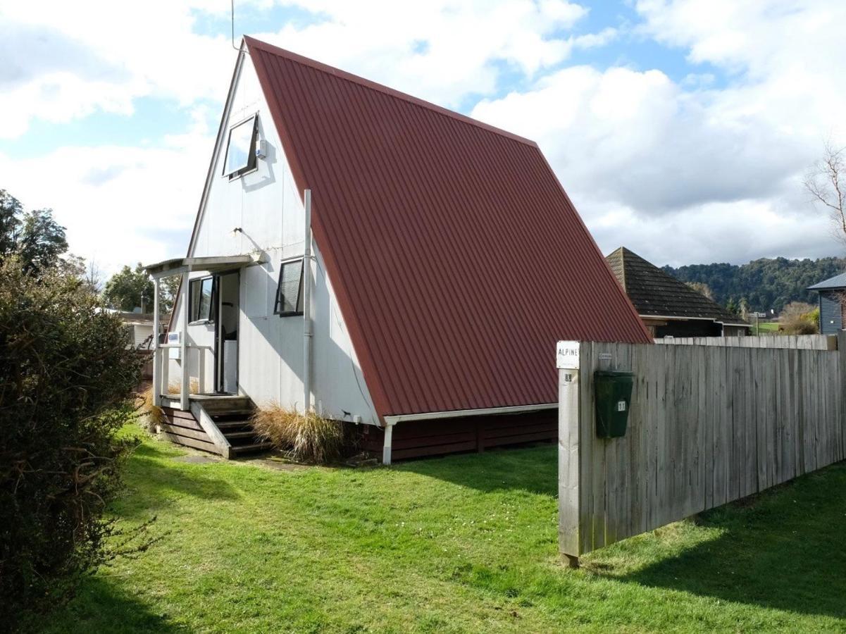 Central Ski Chalet - Ohakune Holiday Home ภายนอก รูปภาพ