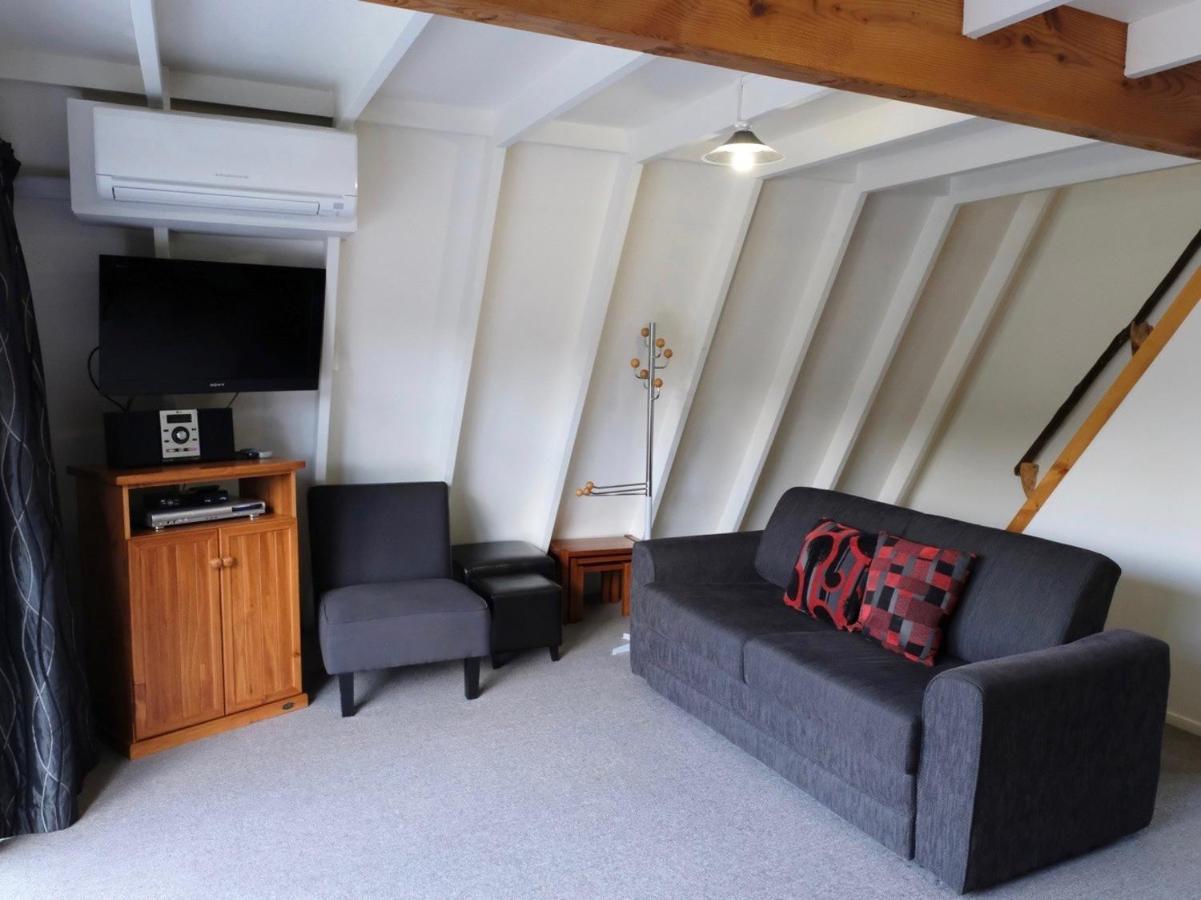 Central Ski Chalet - Ohakune Holiday Home ภายนอก รูปภาพ